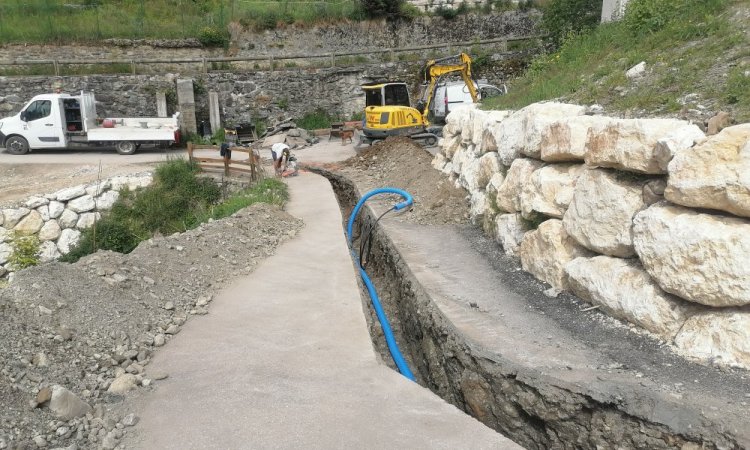 TERRA'PREST, Assainissement & terrassement à Crolles et sa région : Entreprise pour le raccordement d'eau potable à Theys