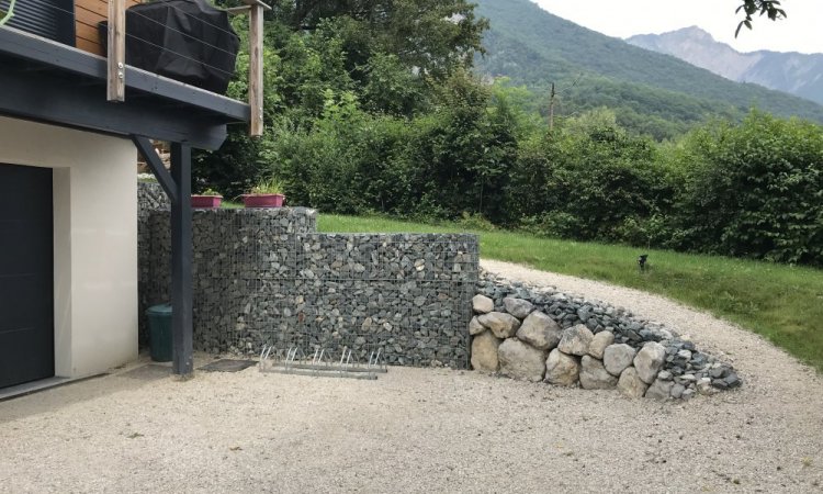 TERRA'PREST, assainisseur & terrassier entre Grenoble et Chambéry : Création d'allée piétonne à Saint Ismier (38330)